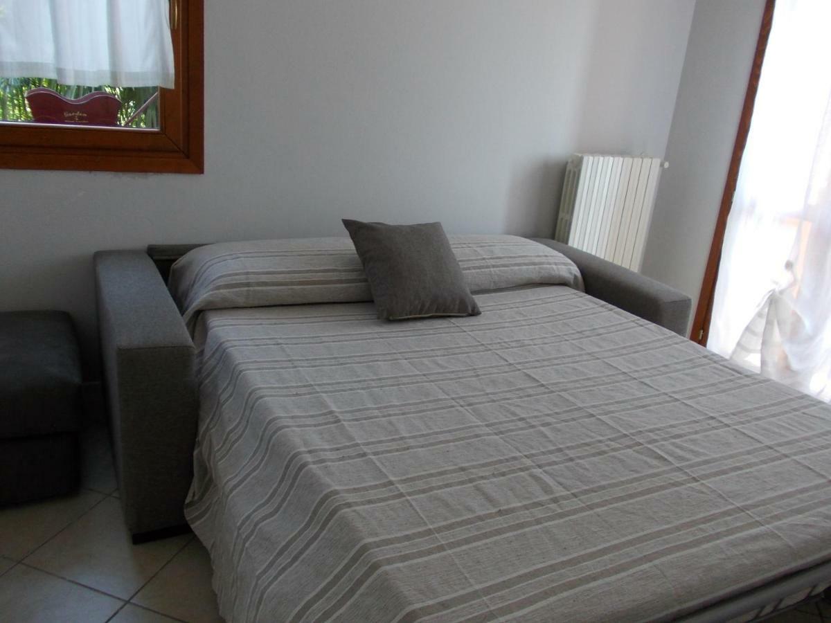 Alessandria Residence Desenzano del Garda Zewnętrze zdjęcie